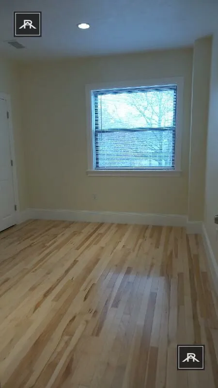 2 bed, 1 bath apartment for rent at 1203 Beacon St Unit 6, Brookline — photo 3 of 6
