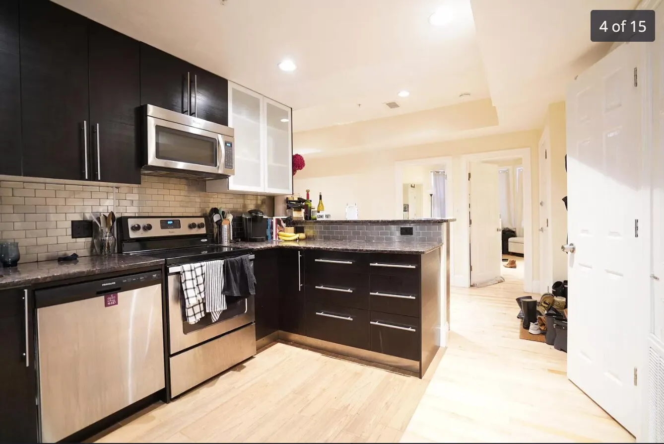 4 bed, 2 bath apartment for rent at 1203 Beacon St Unit 8, Brookline — photo 1 of 15