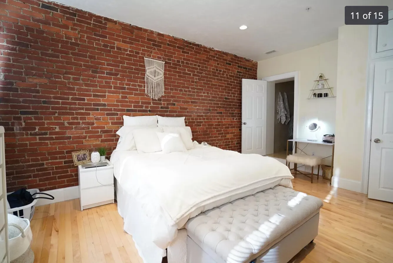 4 bed, 2 bath apartment for rent at 1203 Beacon St Unit 8, Brookline — photo 12 of 15