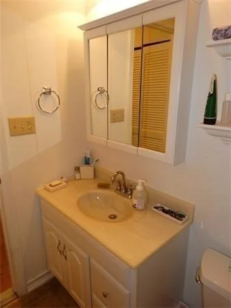 2 bed, 1 bath apartment for rent at 1203 Windsor Unit 1203, Framingham — photo 23 of 24