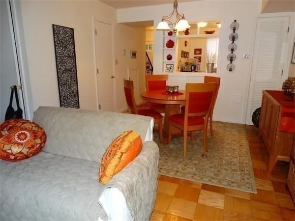 2 bed, 1 bath apartment for rent at 1203 Windsor Unit 1203, Framingham — photo 12 of 24