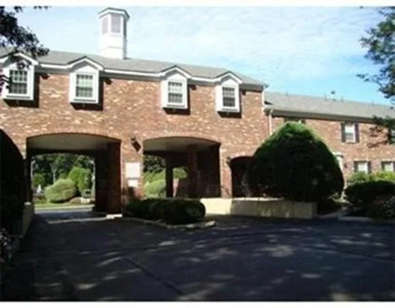 2 bed, 1 bath apartment for rent at 1203 Windsor Unit 1203, Framingham — photo 1 of 24