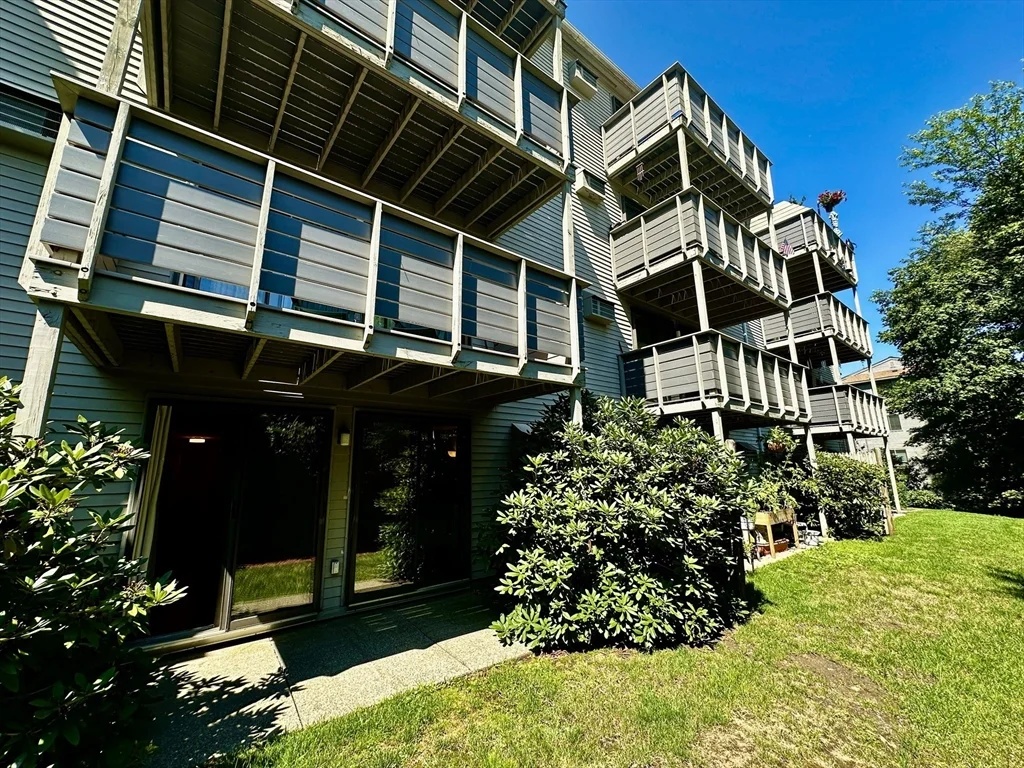 2 bed, 1 bath apartment for rent at 1205 Grafton St Unit B18, Broadmeadow Brook — photo 28 of 39