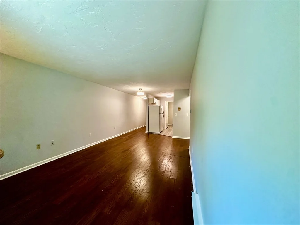 2 bed, 1 bath apartment for rent at 1205 Grafton St Unit B18, Broadmeadow Brook — photo 6 of 39