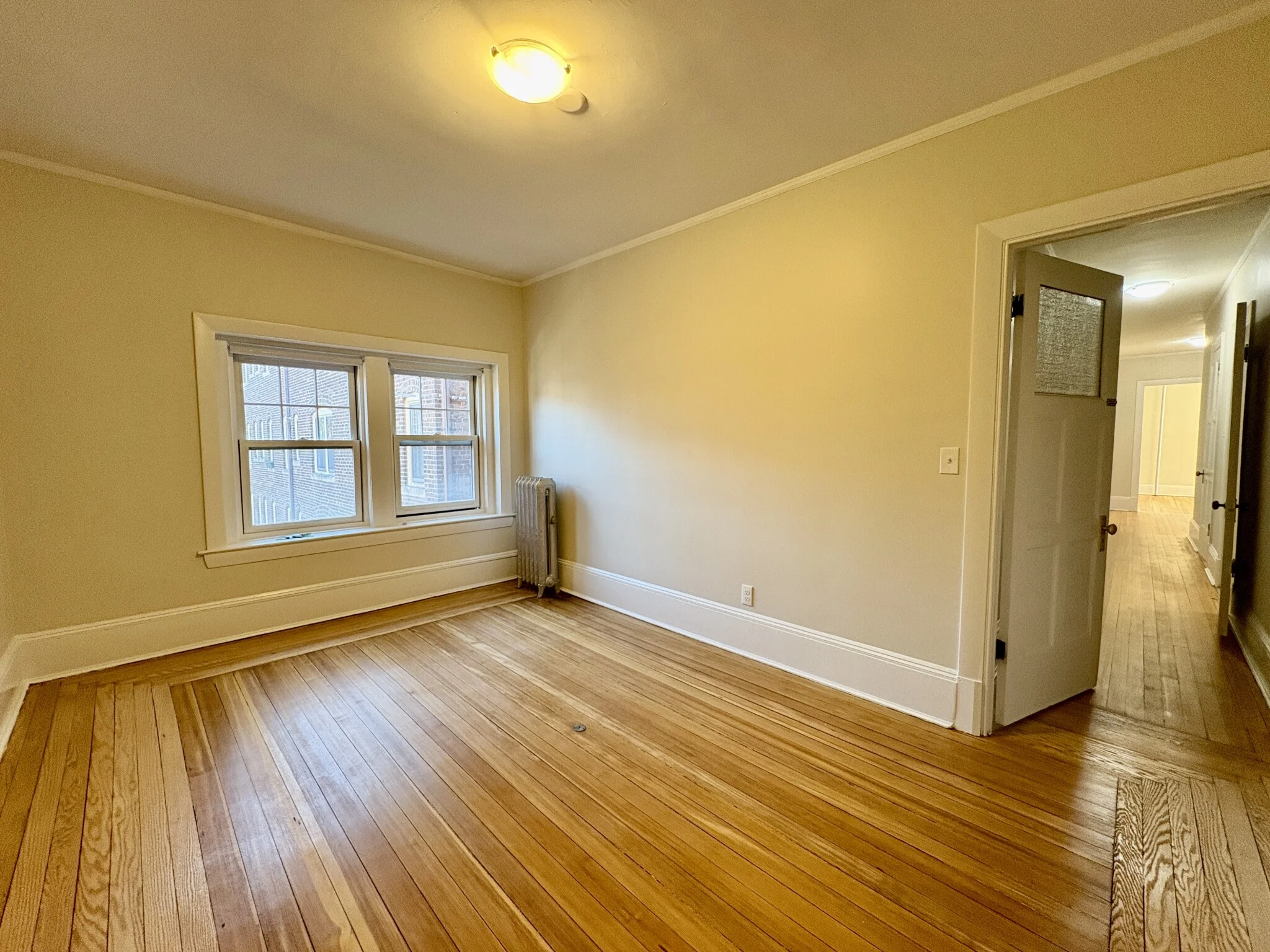 3 bed, 1 bath apartment for rent at 1209 Beacon St Unit 6, Coolidge Corner — photo 10 of 12