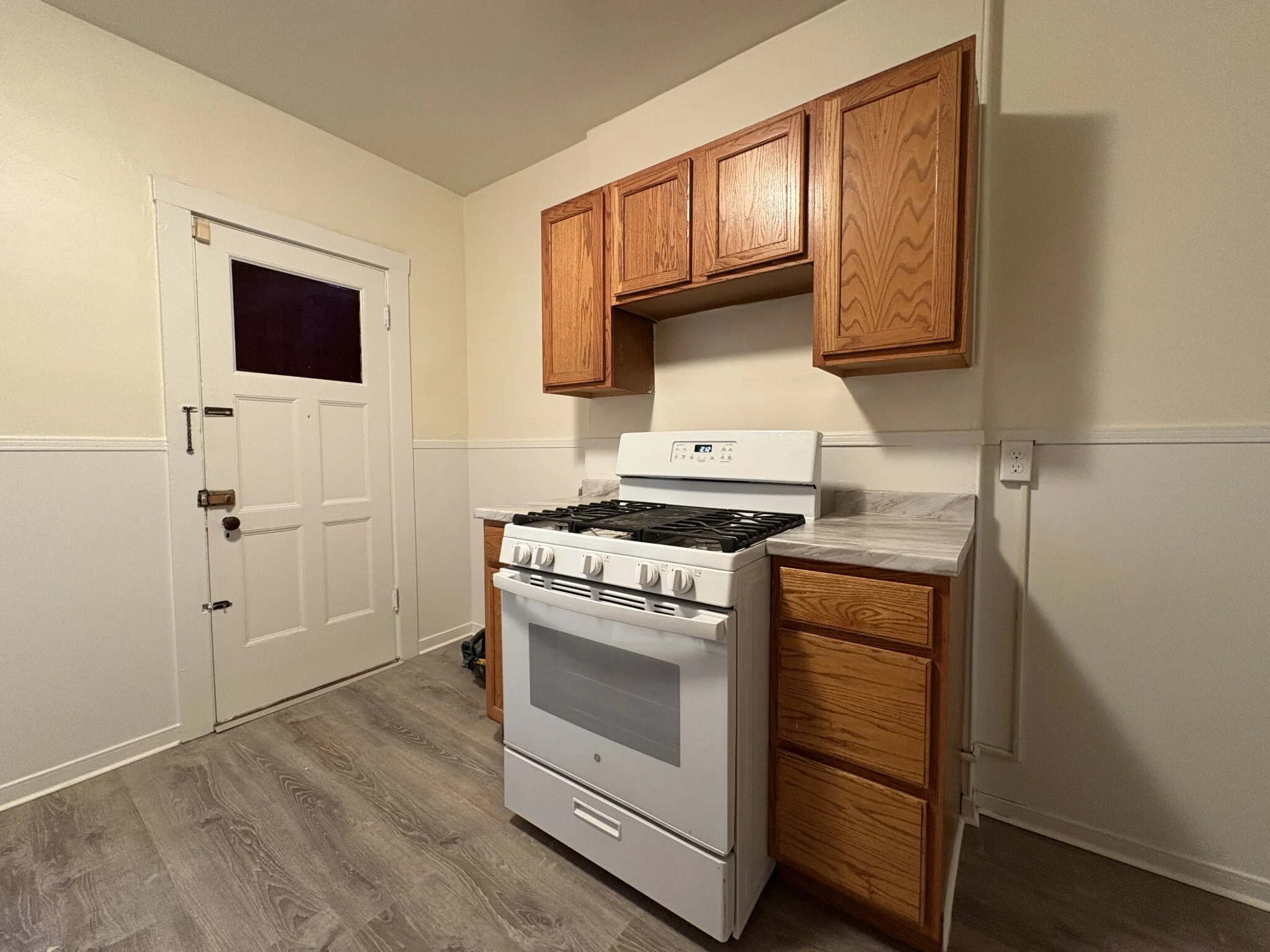3 bed, 1 bath apartment for rent at 1209 Beacon St Unit 6, Coolidge Corner — photo 12 of 12
