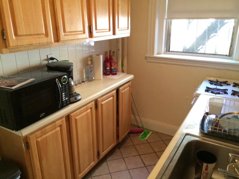 2 bed, 1 bath apartment for rent at 1209 Boylston St Unit 1, Fenway — photo 3 of 14
