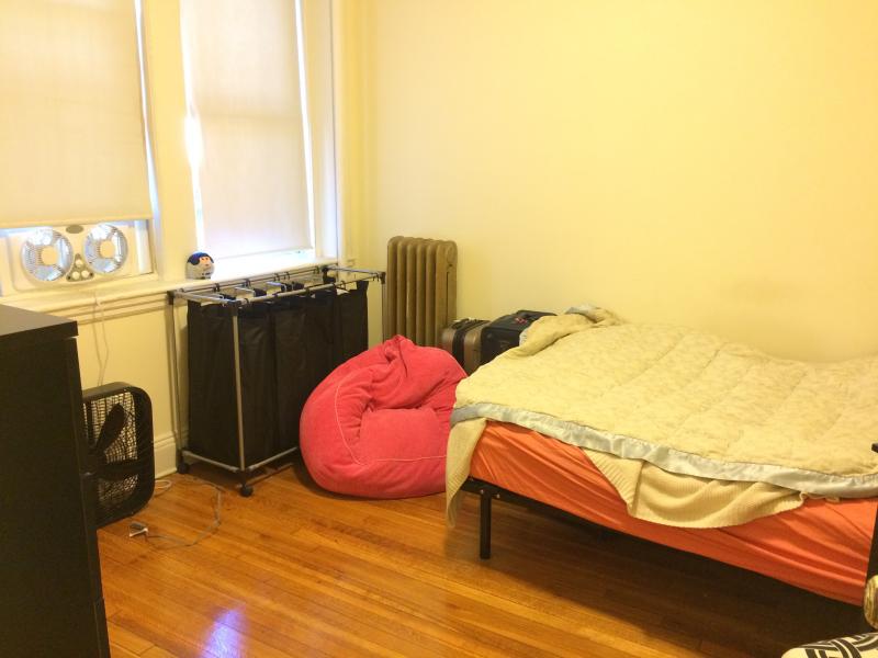 2 bed, 1 bath apartment for rent at 1209 Boylston St Unit 1, Fenway — photo 7 of 14