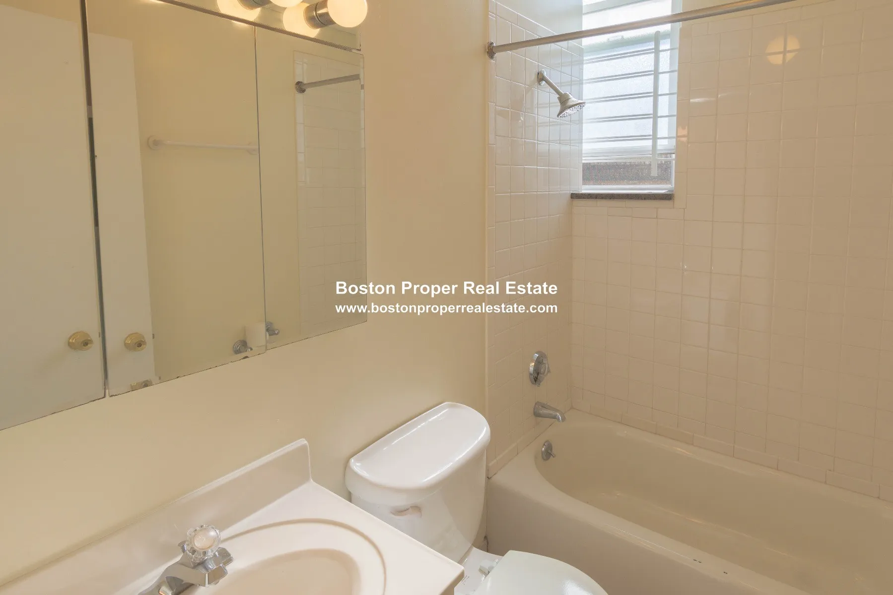 1 bed, 1 bath apartment for rent at 1209 Boylston St Unit 102, Fenway — photo 3 of 6