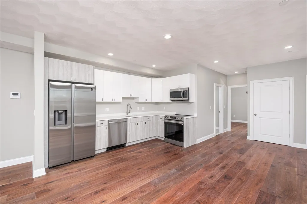 2 bed, 1 bath apartment for rent at 121 Addison St Unit 7, East Boston — photo 3 of 17