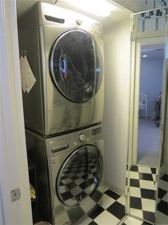 3 bed, 2 bath apartment for rent at 121 Andrew St Unit 0, Newton Highlands — photo 9 of 11