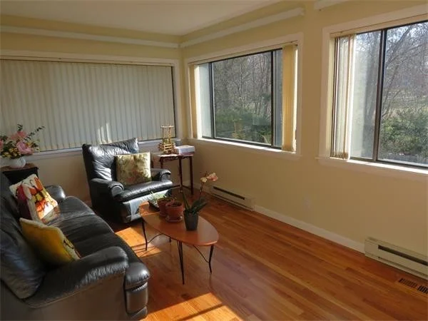 3 bed, 2 bath apartment for rent at 121 Andrew St Unit 0, Newton Highlands — photo 6 of 11