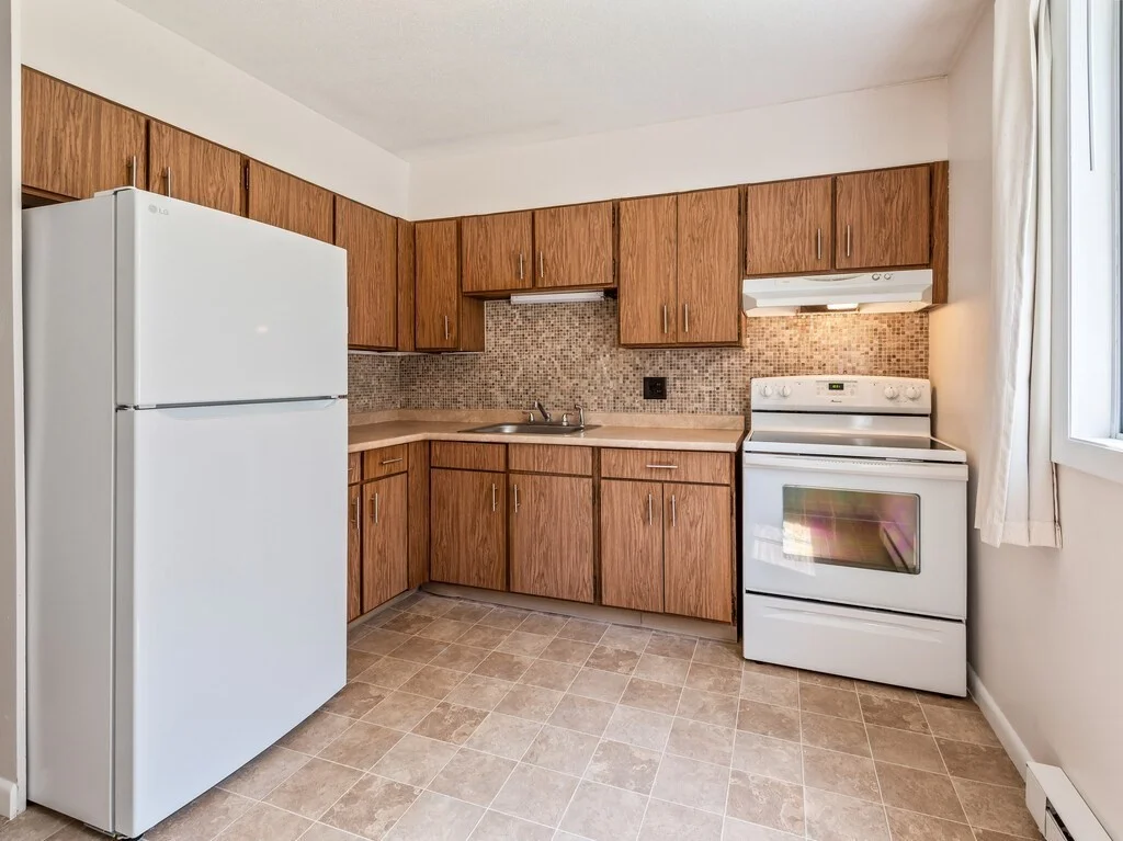 2 bed, 1 bath apartment for rent at 121 Bailey Rd Unit D31, Worcester — photo 5 of 23