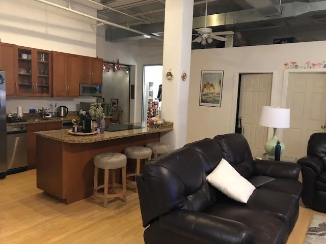 4 bed, 2 bath apartment for rent at 121 Beach St Unit 105, Leather District — photo 5 of 16