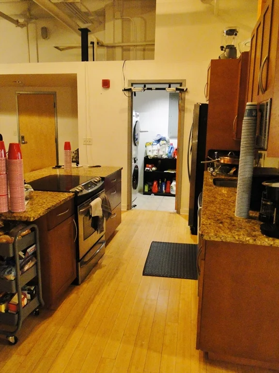 4 bed, 2 bath apartment for rent at 121 Beach St Unit 105, Leather District — photo 15 of 16