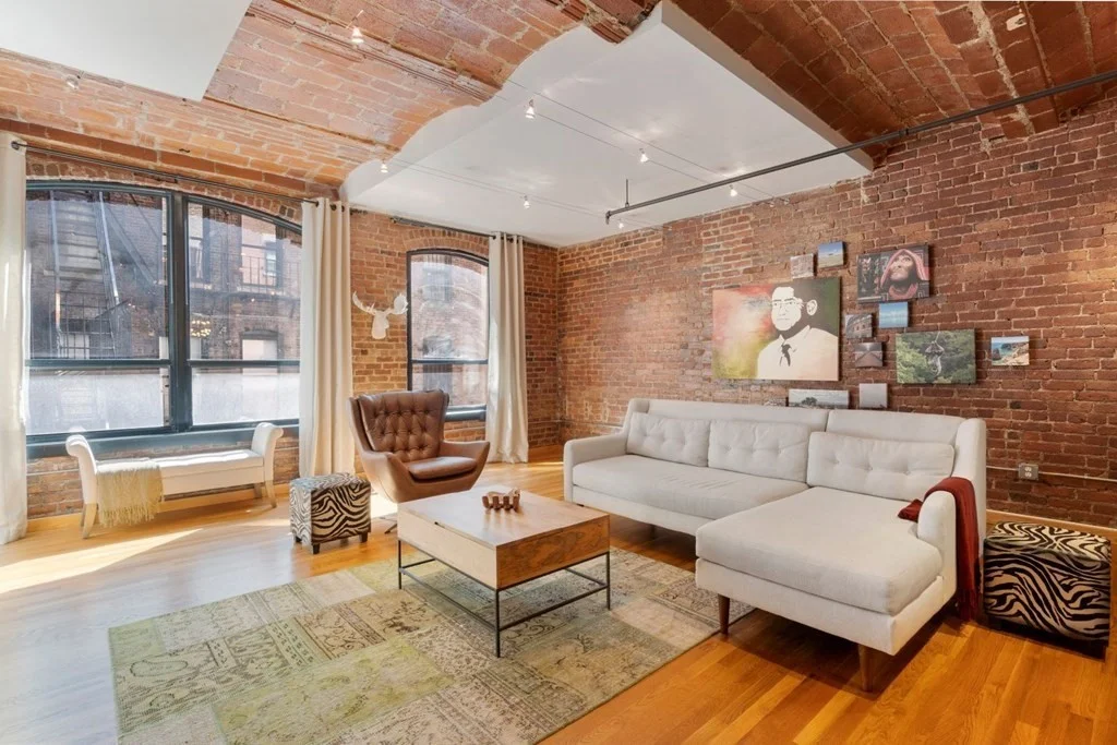 2 bed, 2 bath apartment for rent at 121 Beach St Unit 303, Leather District