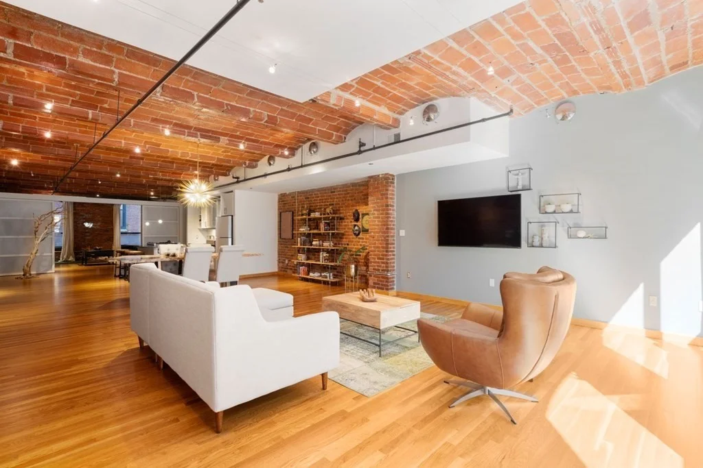 2 bed, 2 bath apartment for rent at 121 Beach St Unit 303, Leather District — photo 4 of 22