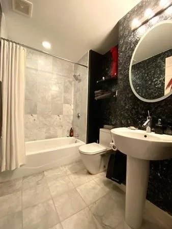 2 bed, 2 bath apartment for rent at 121 Beach St Unit 501, Boston Downtown — photo 13 of 21