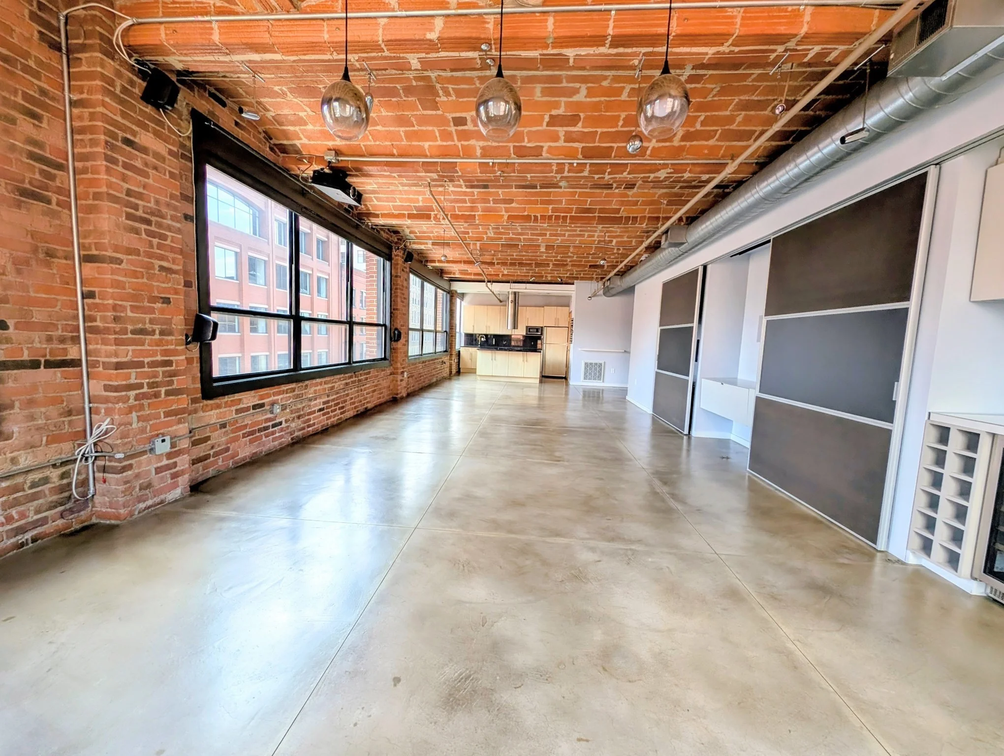 2 bed, 2 bath apartment for rent at 121 Beach St Unit 501, Boston Downtown — photo 15 of 21