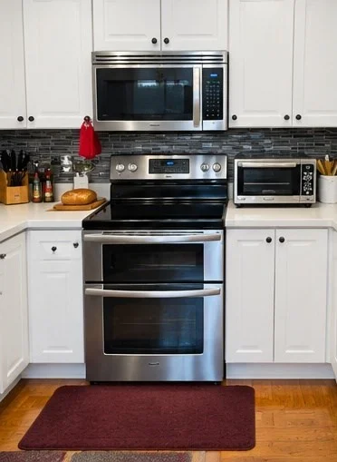 3 bed, 3 bath apartment for rent at 121 Bishop's Forest Dr Unit 121, North Waltham — photo 3 of 5