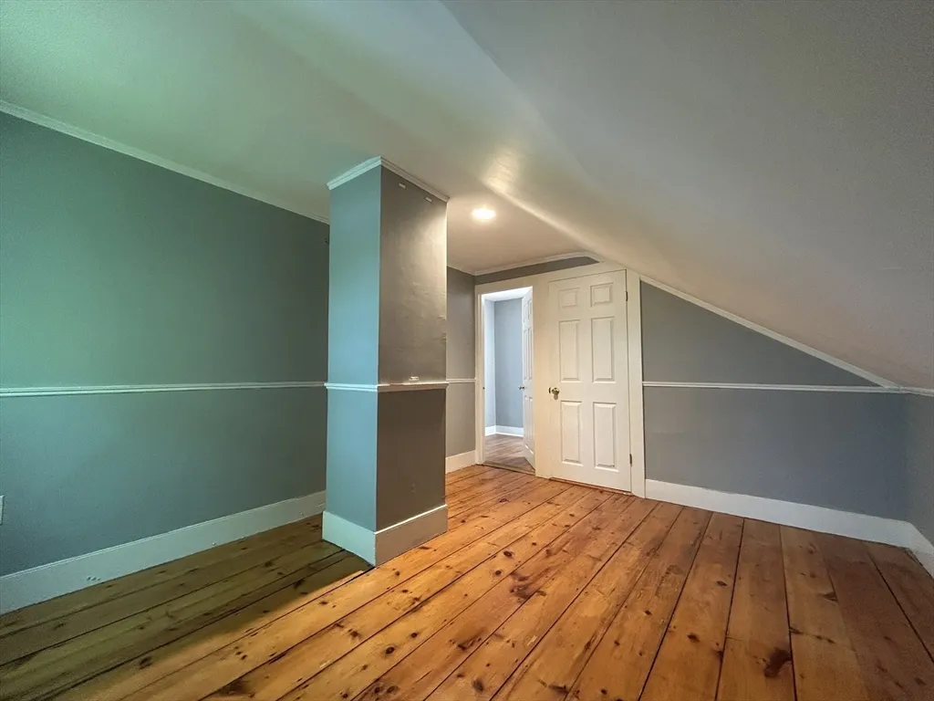 3 bed, 1 bath apartment for rent at 121 Boston Unit 2, Glenwood — photo 11 of 13
