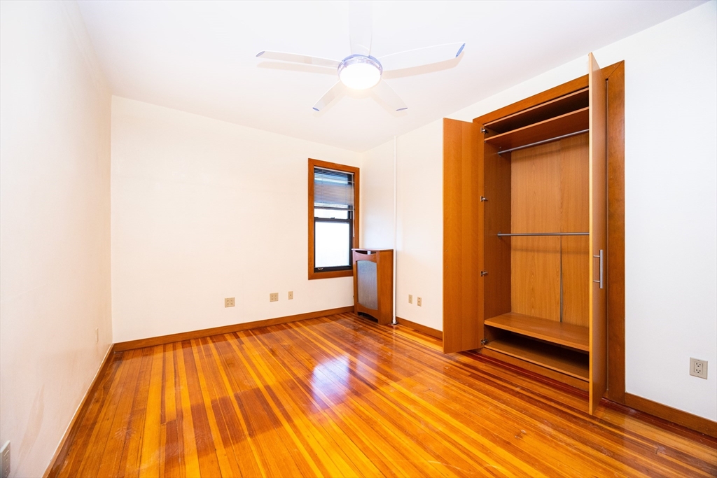 3 bed, 1 bath apartment for rent at 121 Browne St Unit 2, North Brookline — photo 11 of 19