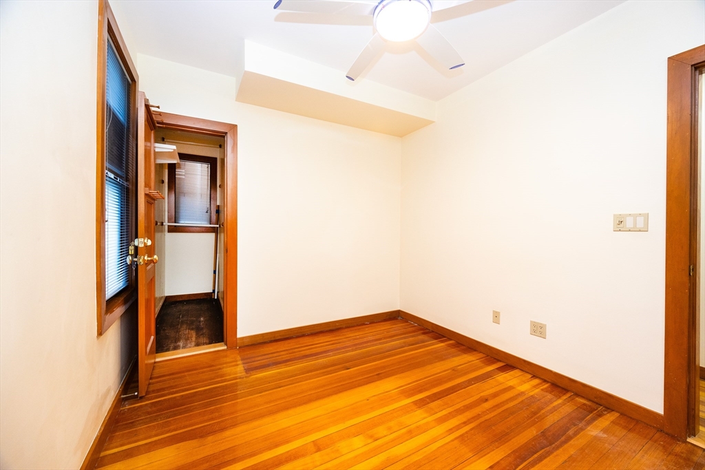 3 bed, 1 bath apartment for rent at 121 Browne St Unit 2, North Brookline — photo 12 of 19
