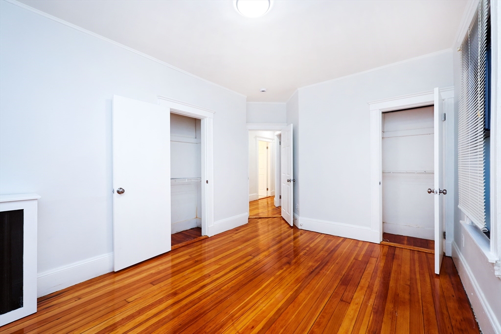 3 bed, 1 bath apartment for rent at 121 Browne St Unit 3, North Brookline — photo 10 of 23