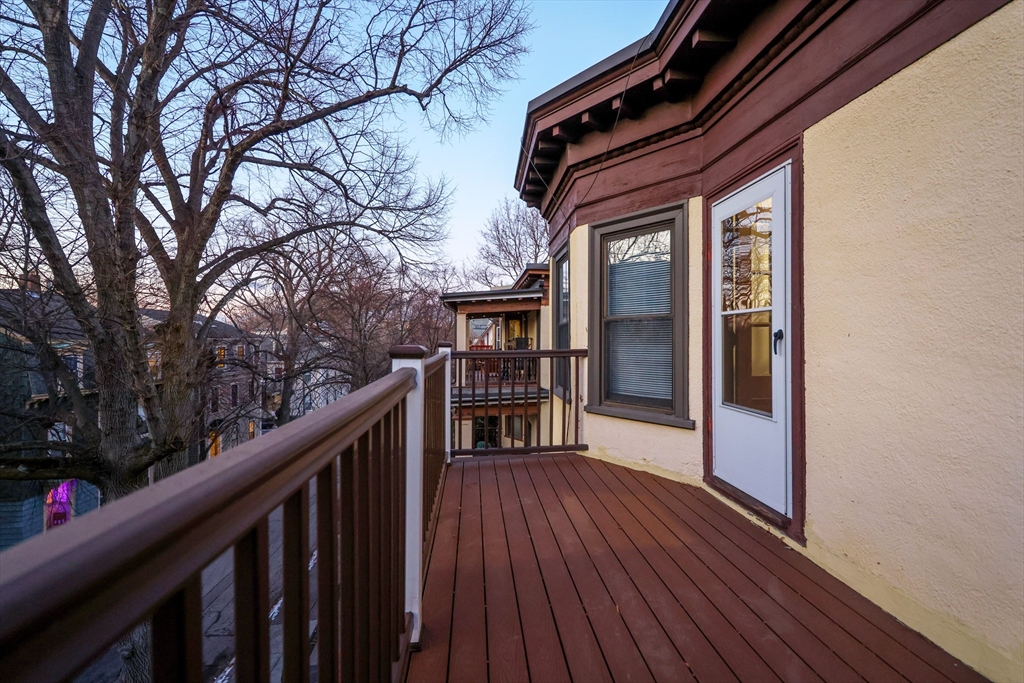 3 bed, 1 bath apartment for rent at 121 Browne St Unit 3, North Brookline — photo 17 of 23