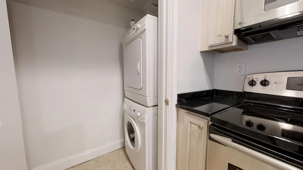 2 bed, 2 bath apartment for rent at 121 Centre St Unit 203, Coolidge Corner — photo 6 of 14