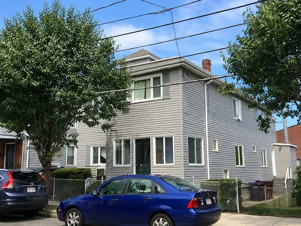 3 bed, 1 bath apartment for rent at 121 Clarence Unit 1, Everett