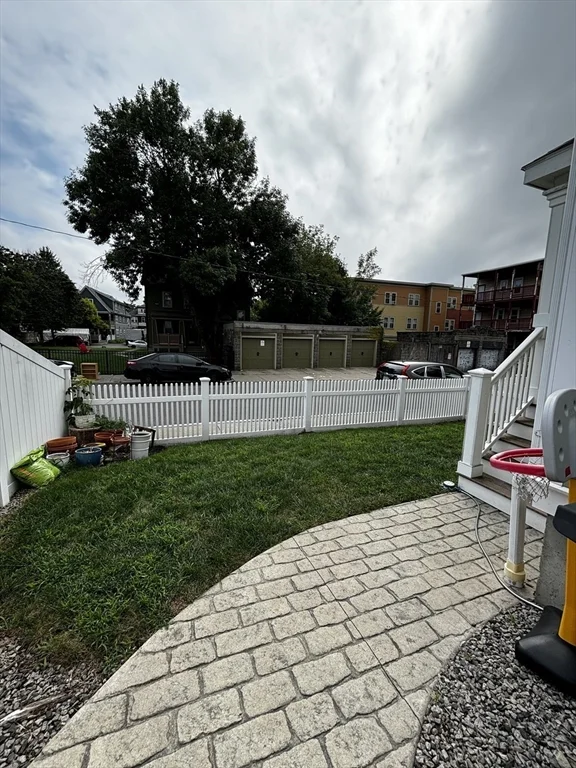 3 bed, 1 bath apartment for rent at 121 East Cottage St Unit 6, Dorchester — photo 23 of 26