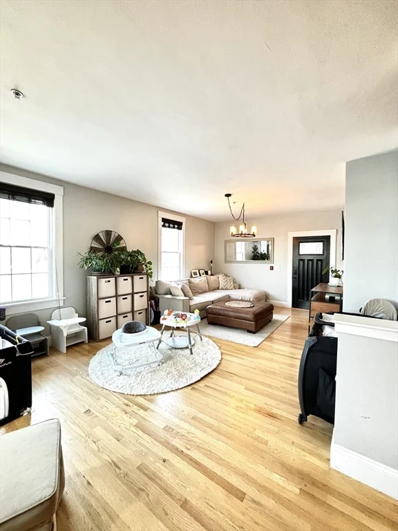 3 bed, 1 bath apartment for rent at 121 East Cottage St Unit 6, Dorchester — photo 5 of 26