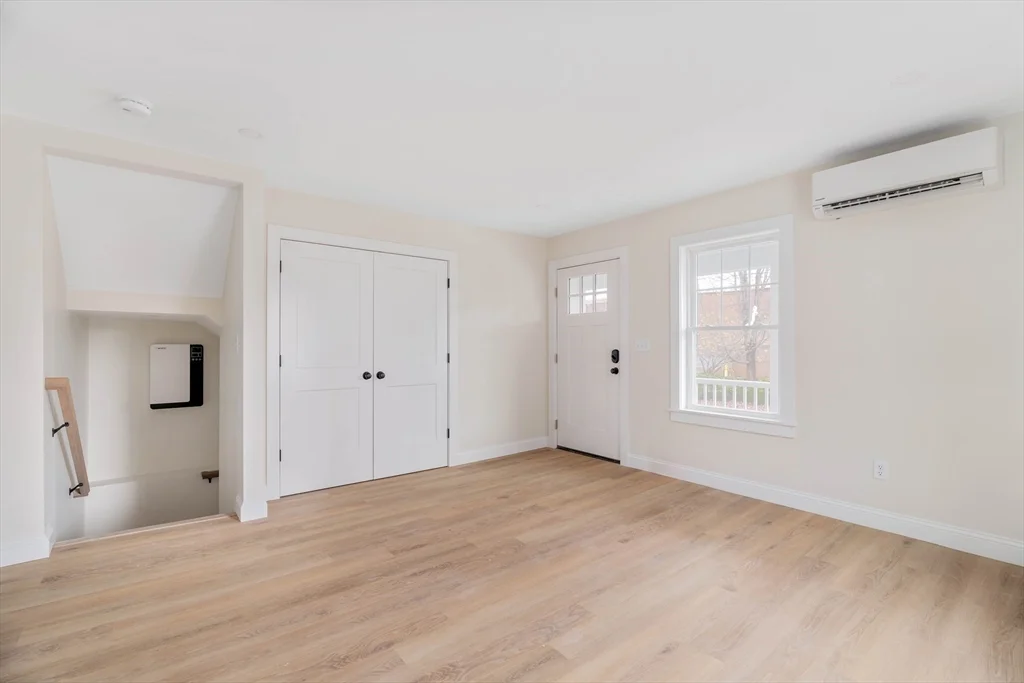 3 bed, 2 bath apartment for rent at 121 Fayette Unit A, Quincy — photo 7 of 19