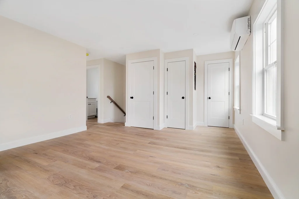 1 bed, 1 bath apartment for rent at 121 Fayette Unit B, Quincy — photo 9 of 12
