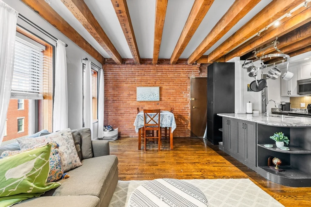 2 bed, 1 bath apartment for rent at 121 Fulton St Unit 3, North End — photo 11 of 21