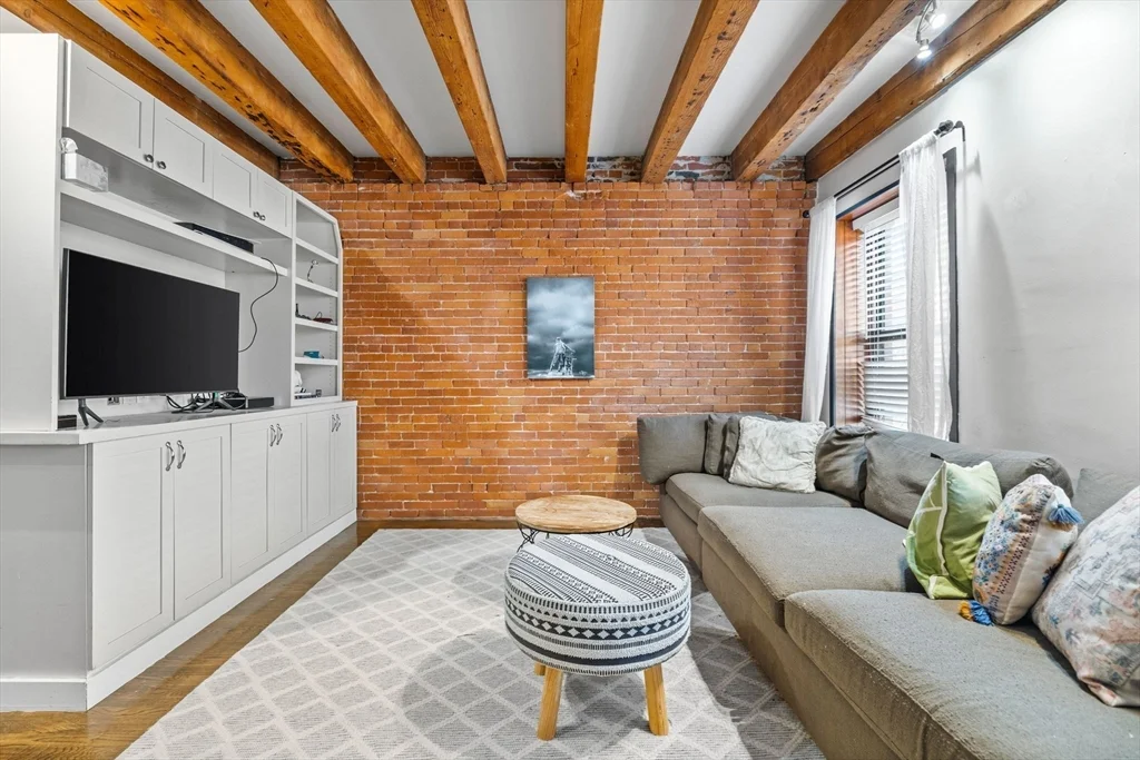 2 bed, 1 bath apartment for rent at 121 Fulton St Unit 3, North End — photo 5 of 21