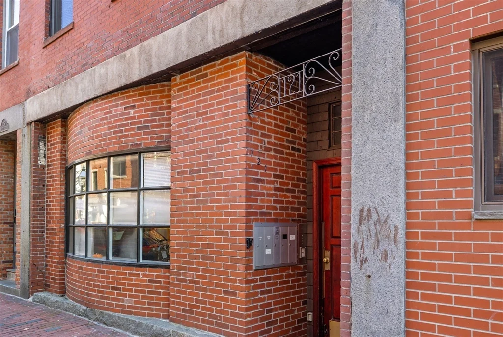 2 bed, 1 bath apartment for rent at 121 Fulton St Unit 3, North End — photo 21 of 21