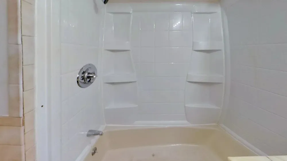 3 bed, 1 bath apartment for rent at 121 George St Unit 1, Roxbury — photo 6 of 7