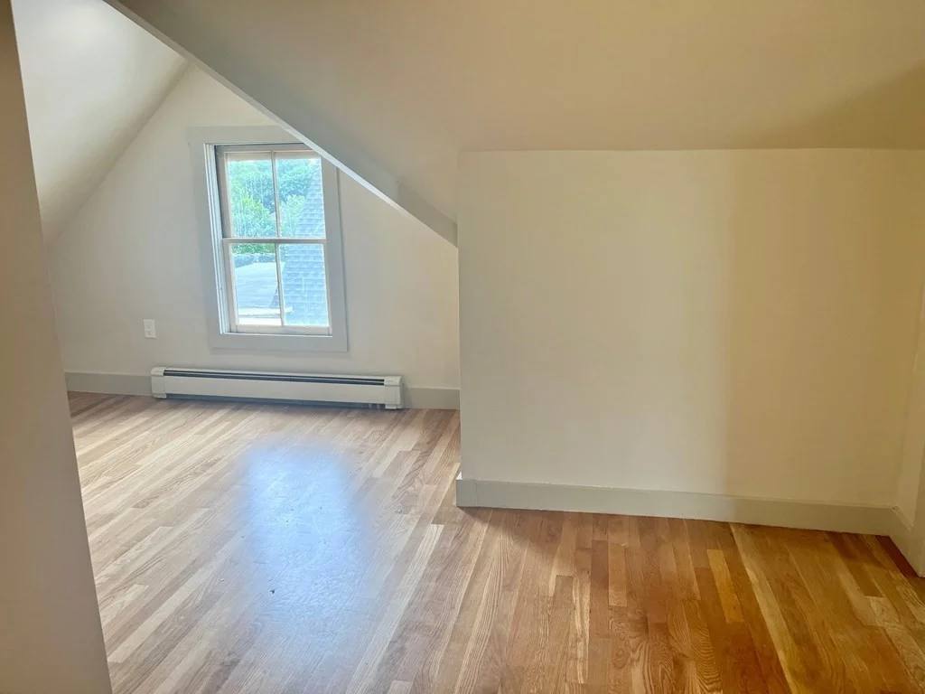 3 bed, 2 bath apartment for rent at 121 Hewlett Unit 2, Roslindale — photo 14 of 19