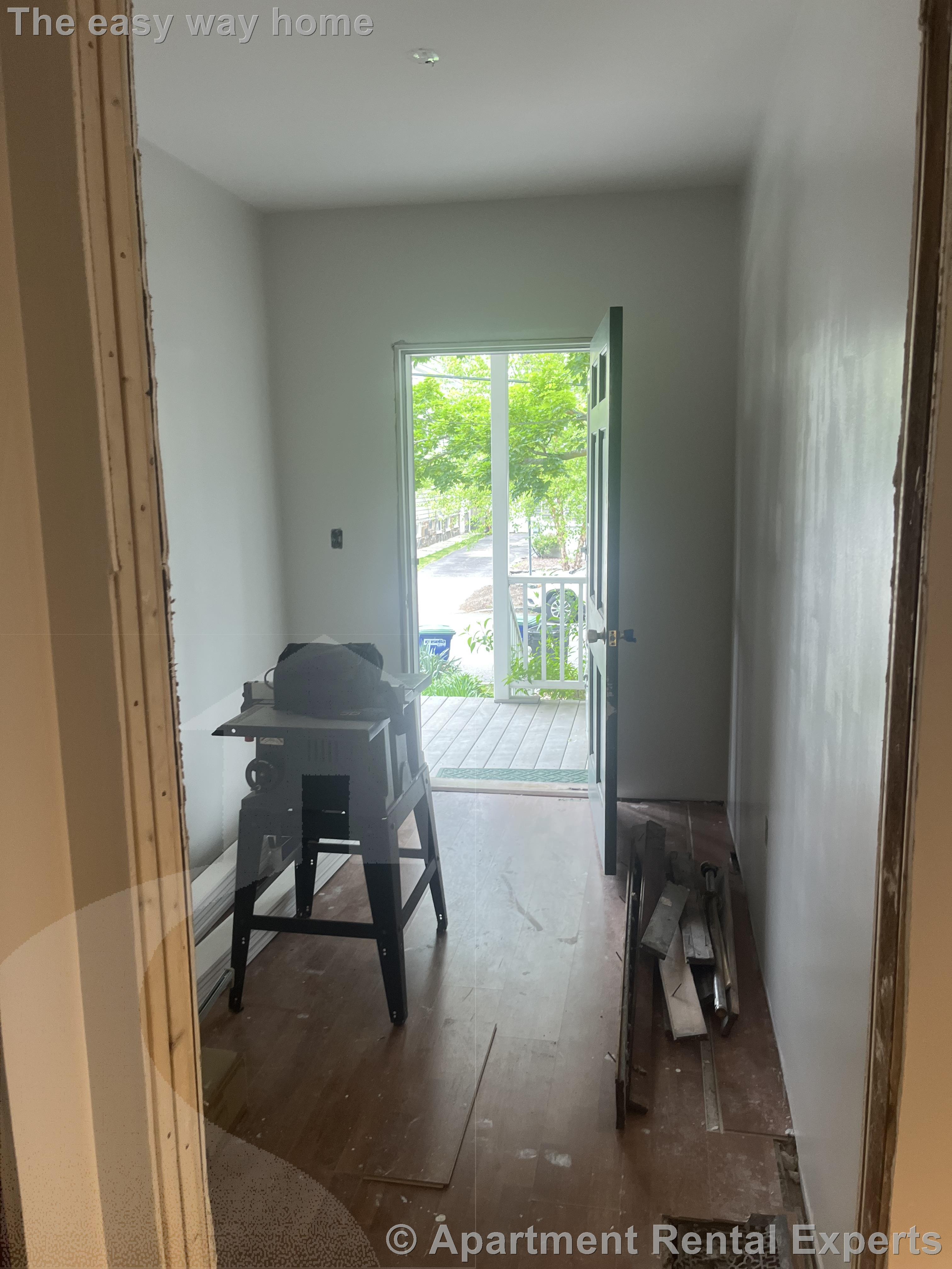 2 bed, 1 bath apartment for rent at 121 Highland Rd Unit 1, Ball Square — photo 6 of 10