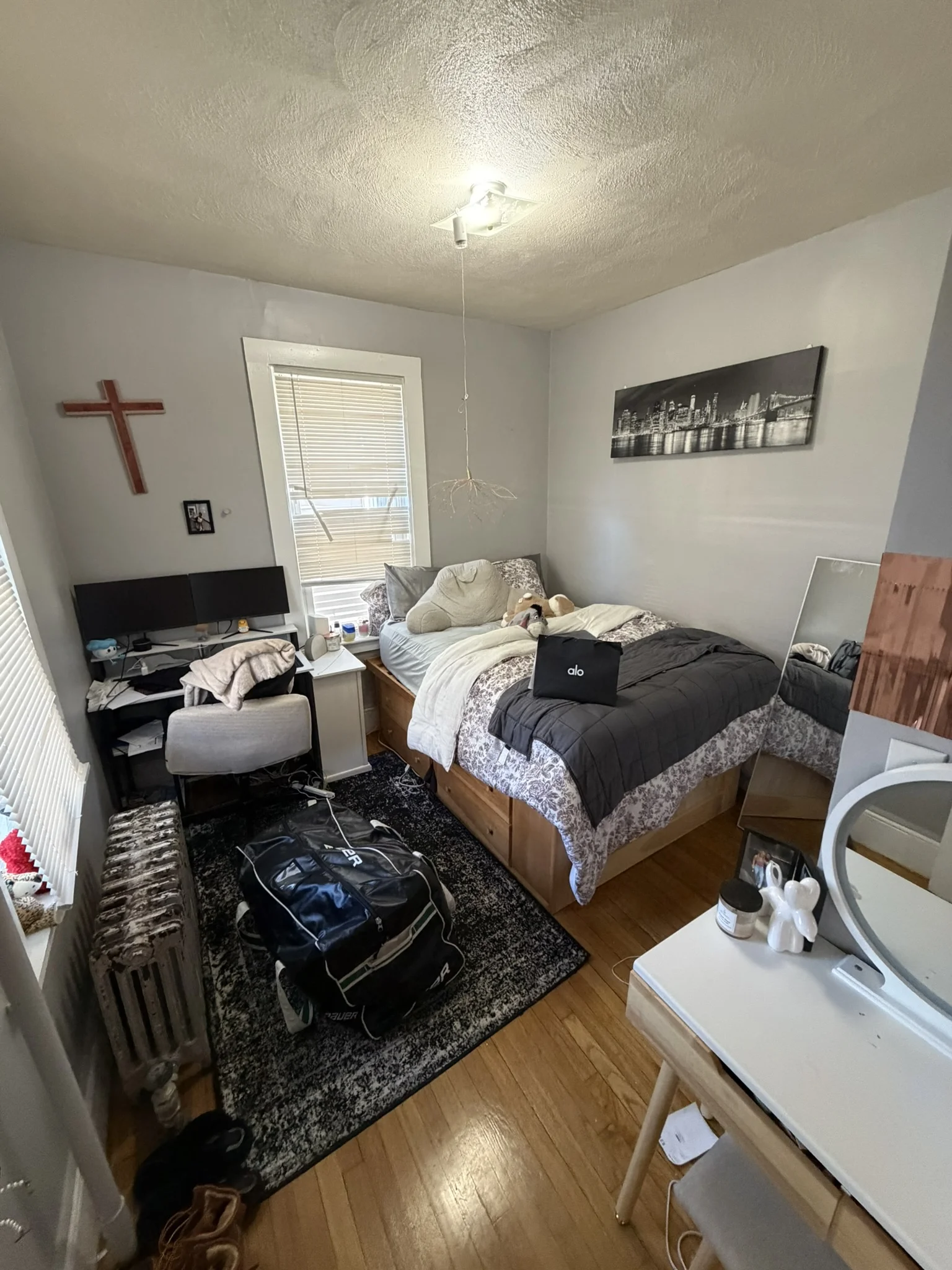 3 bed, 1 bath apartment for rent at 121 Hillside St Unit 2, Mission Hill — photo 7 of 11