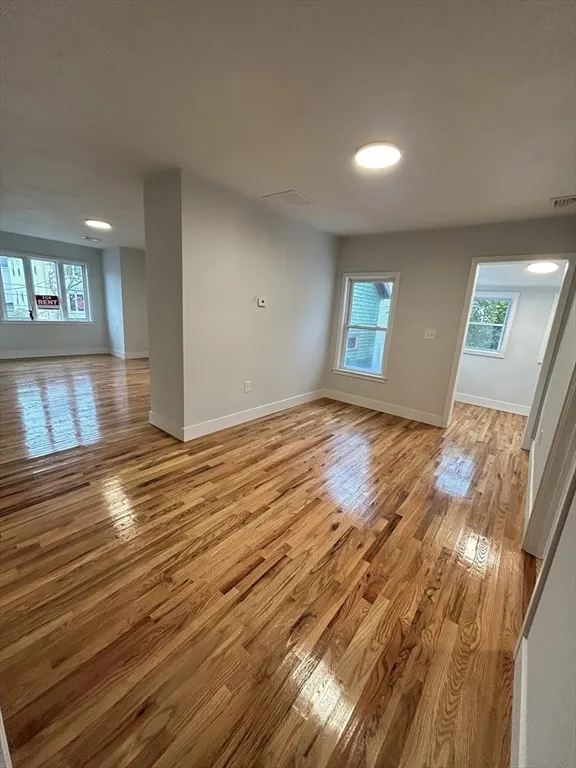 2 bed, 1 bath apartment for rent at 121 Horton St Unit 2, Fall River — photo 4 of 7