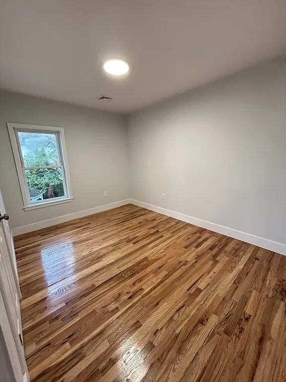 2 bed, 1 bath apartment for rent at 121 Horton St Unit 2, Fall River — photo 5 of 7