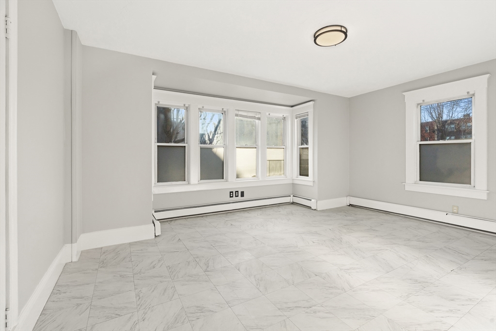 2 bed, 1 bath apartment for rent at 121 Johnson St Unit 1L, Lynn — photo 5 of 24