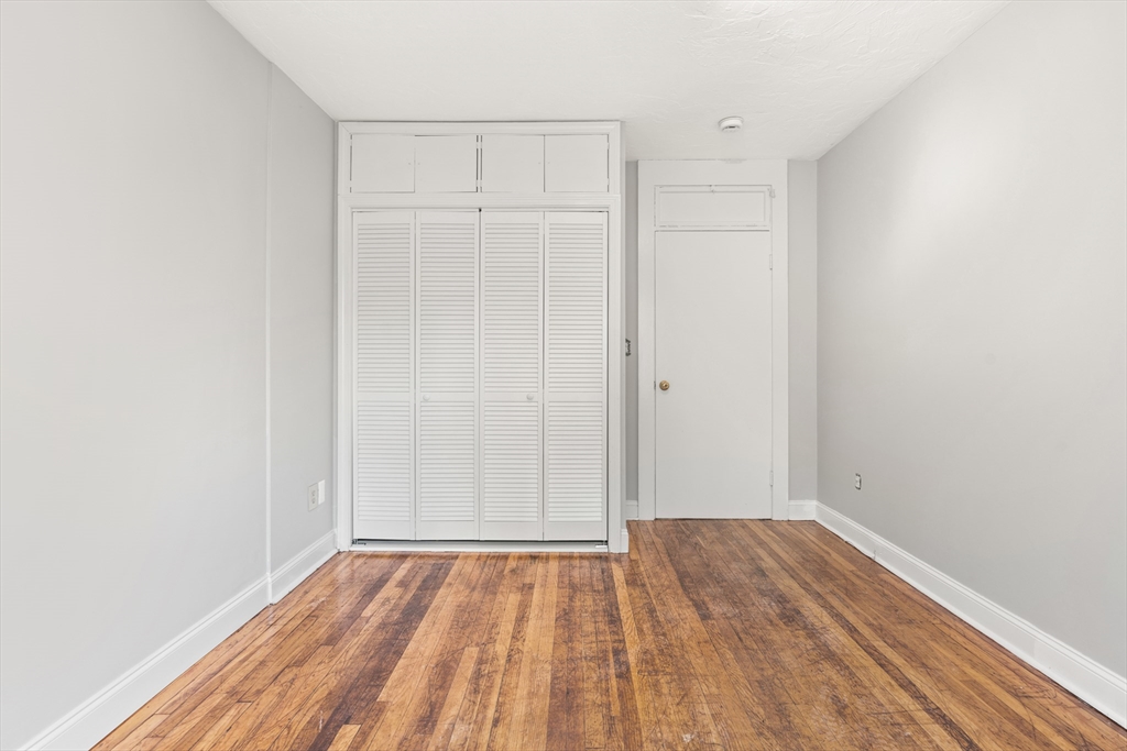 2 bed, 1 bath apartment for rent at 121 Johnson St Unit 1L, Lynn — photo 13 of 24