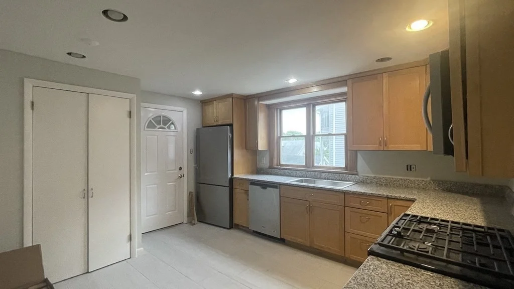 2 bed, 1 bath apartment for rent at 121 Lewis Rd Unit N/A, Belmont — photo 2 of 20