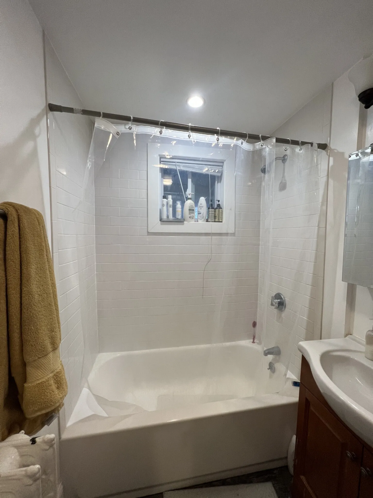 4 bed, 2 bath apartment for rent at 121 Liberty Rd Unit 3, Powder House Square — photo 23 of 25