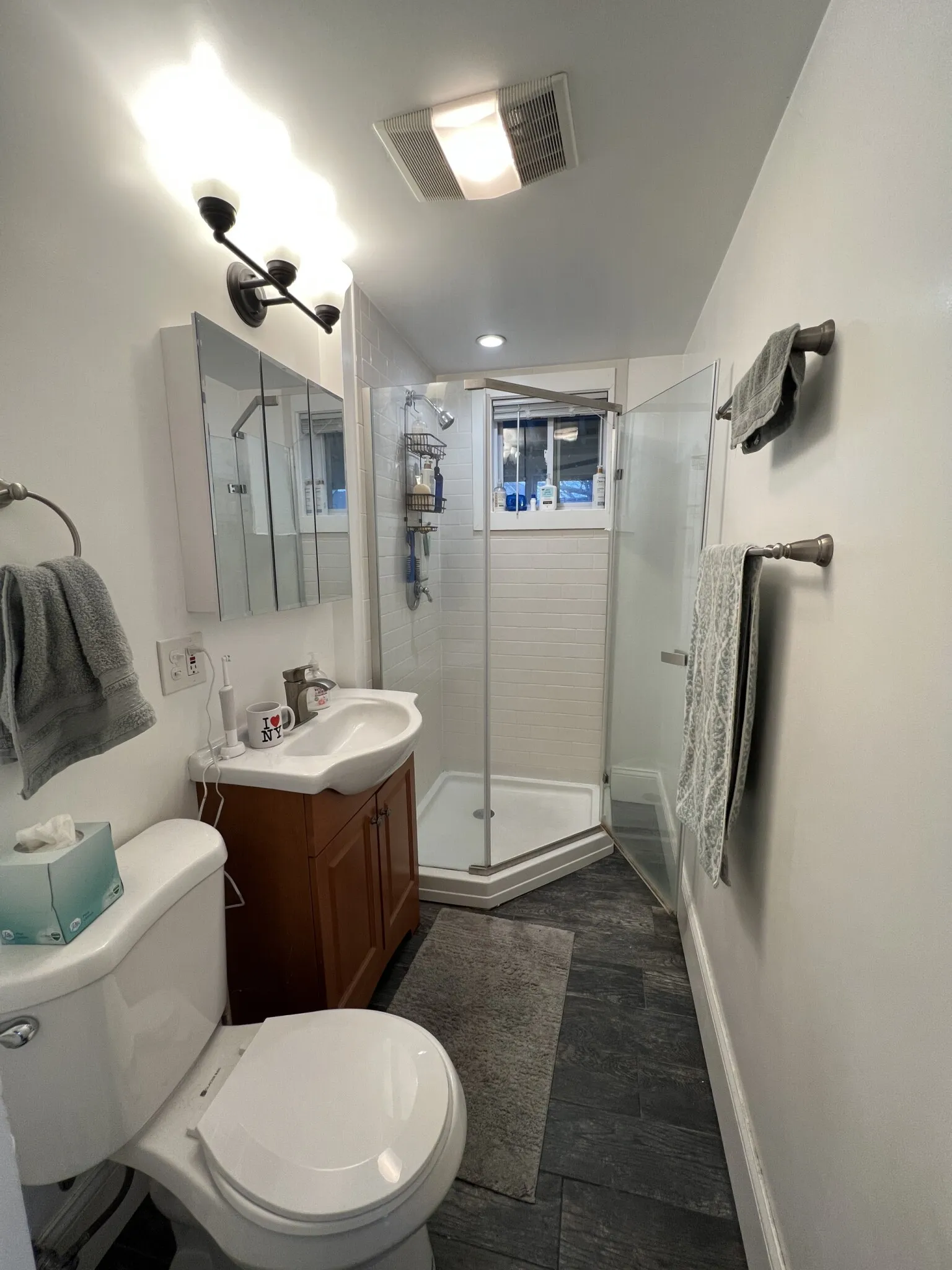 4 bed, 2 bath apartment for rent at 121 Liberty Rd Unit 3, Powder House Square — photo 13 of 25