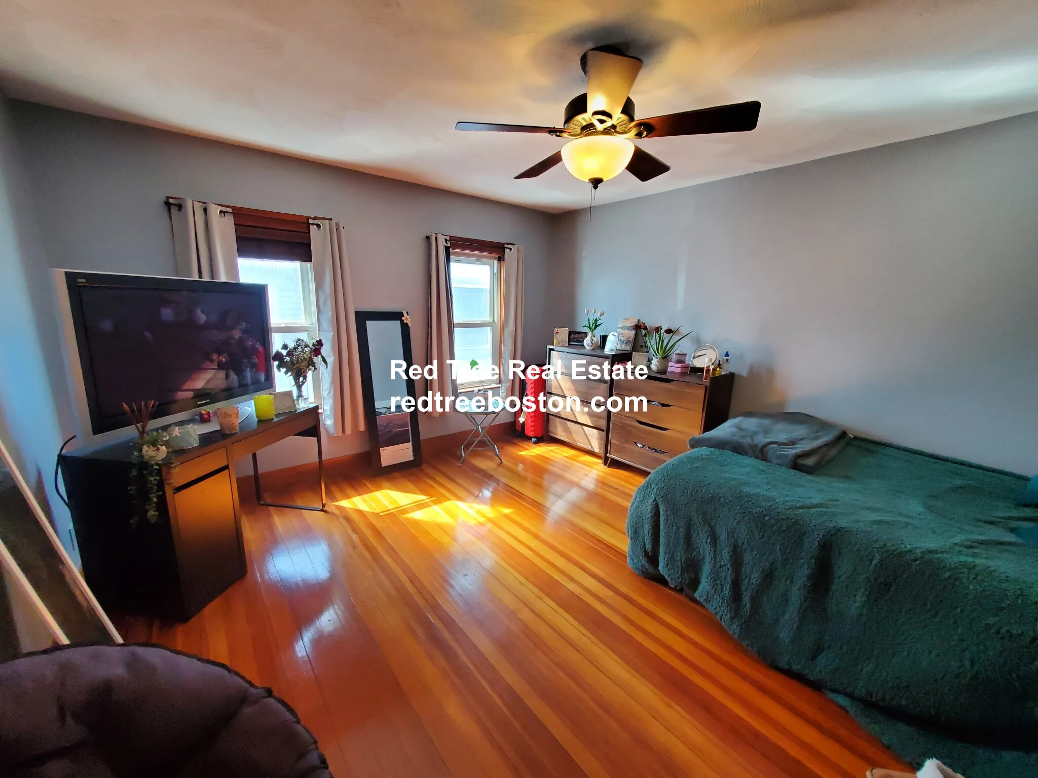 5 bed, 2 bath apartment for rent at 121 Lowell St Unit 2, Powder House Square — photo 17 of 25